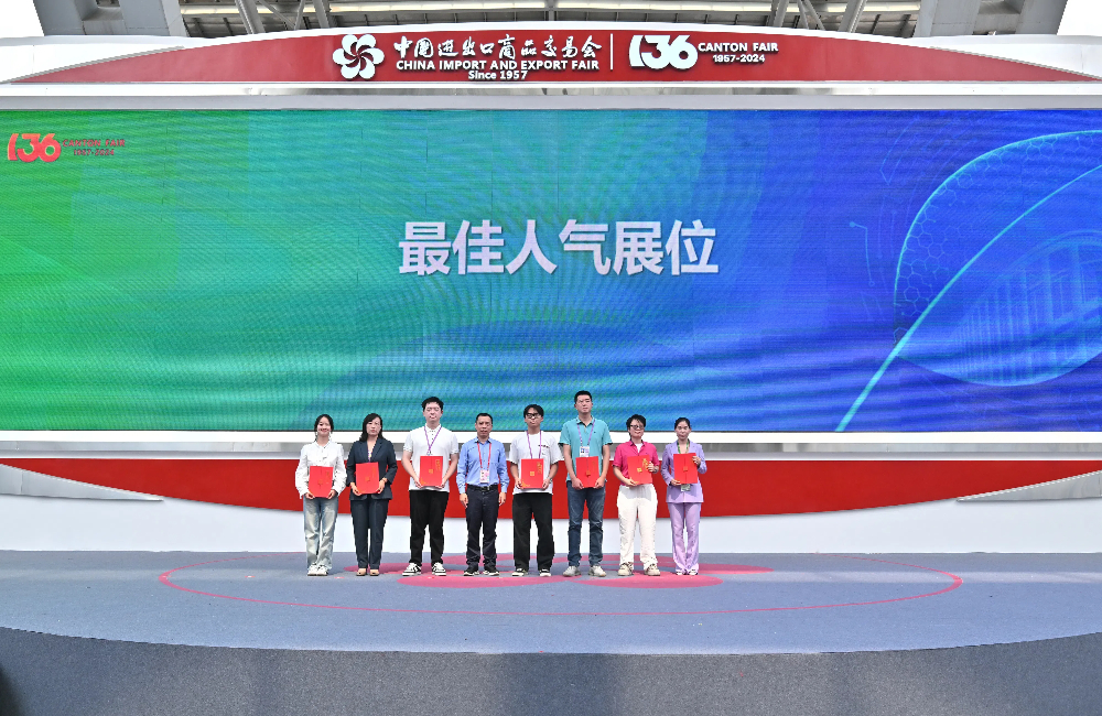 d3846363b83eea6a78ccf903629ee80d.jpg